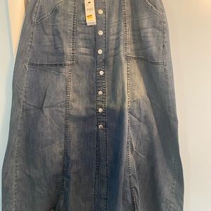 Lane Bryant Jean Skirt, never worn, tags still on, size 16